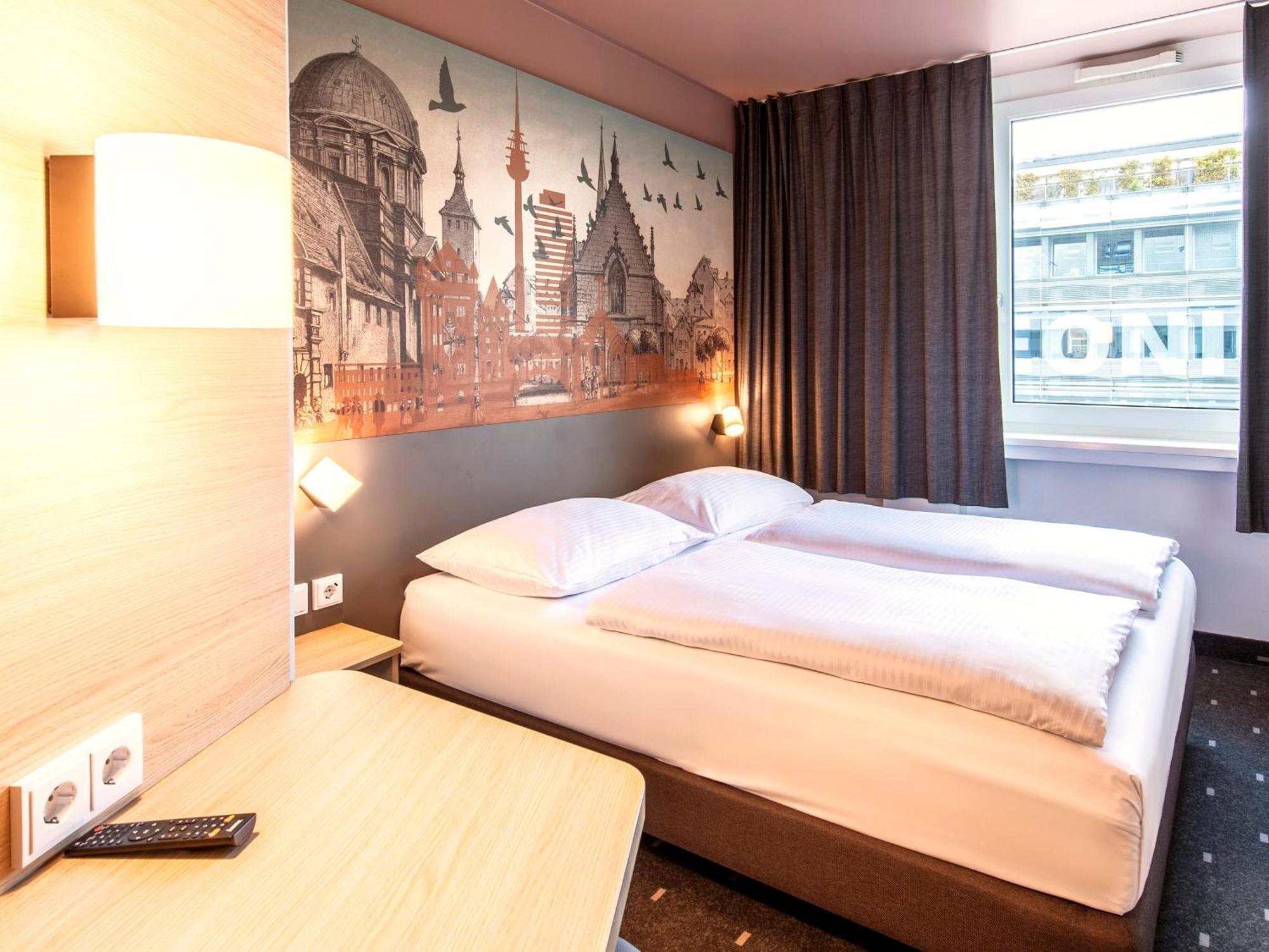 B&B Hotel Nuernberg-Hbf Экстерьер фото