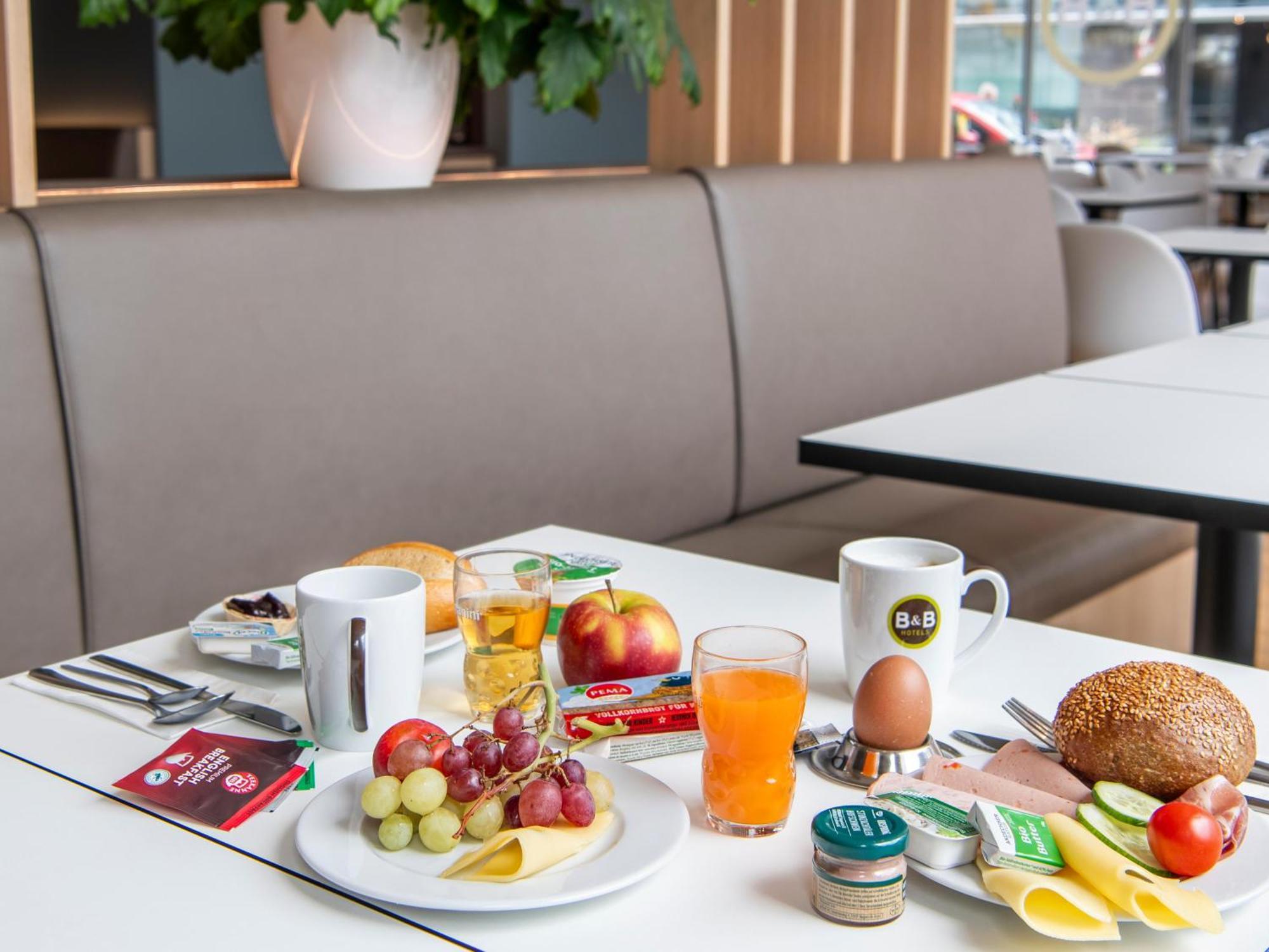B&B Hotel Nuernberg-Hbf Экстерьер фото